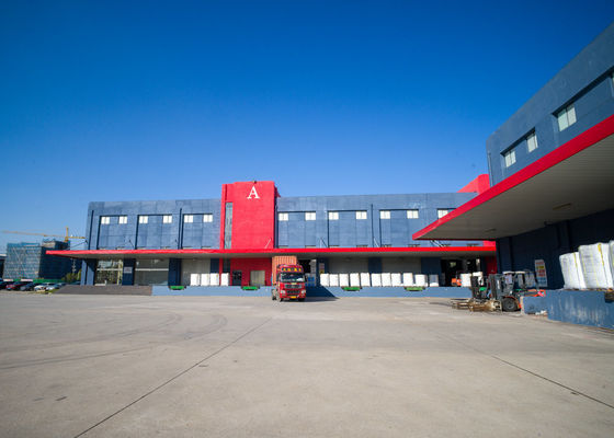 WMS Shanghai Bonded Storage Warehouse 80000 S.Q.M Storage Area Free Of Taxes